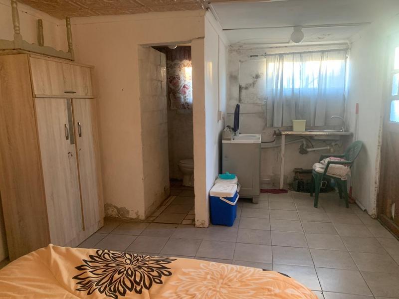 5 Bedroom Property for Sale in Russels Rest Western Cape